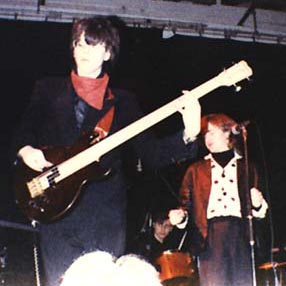 Nigel Taylor, Roger Taylor and Andy Wickett live in 1979
